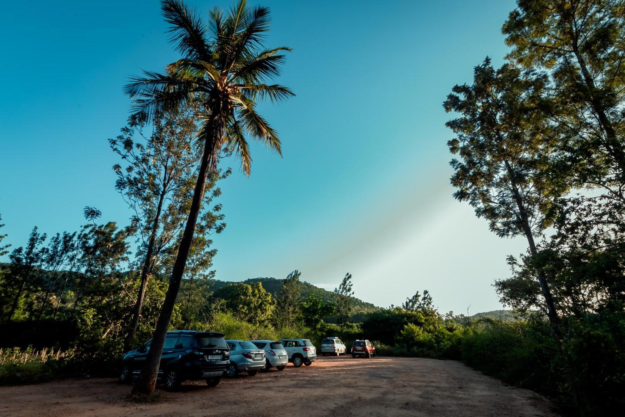 Commune18 Spa Resorts Чикмагалур Экстерьер фото