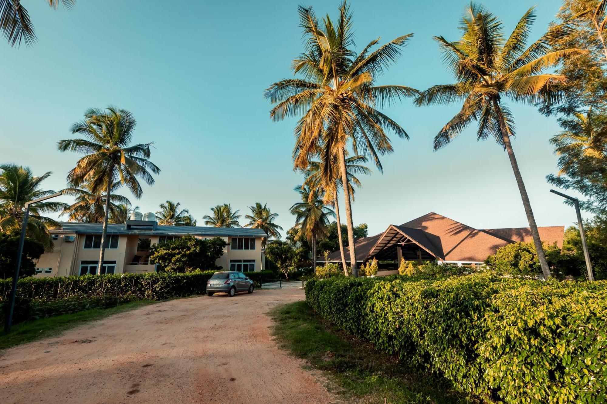 Commune18 Spa Resorts Чикмагалур Экстерьер фото