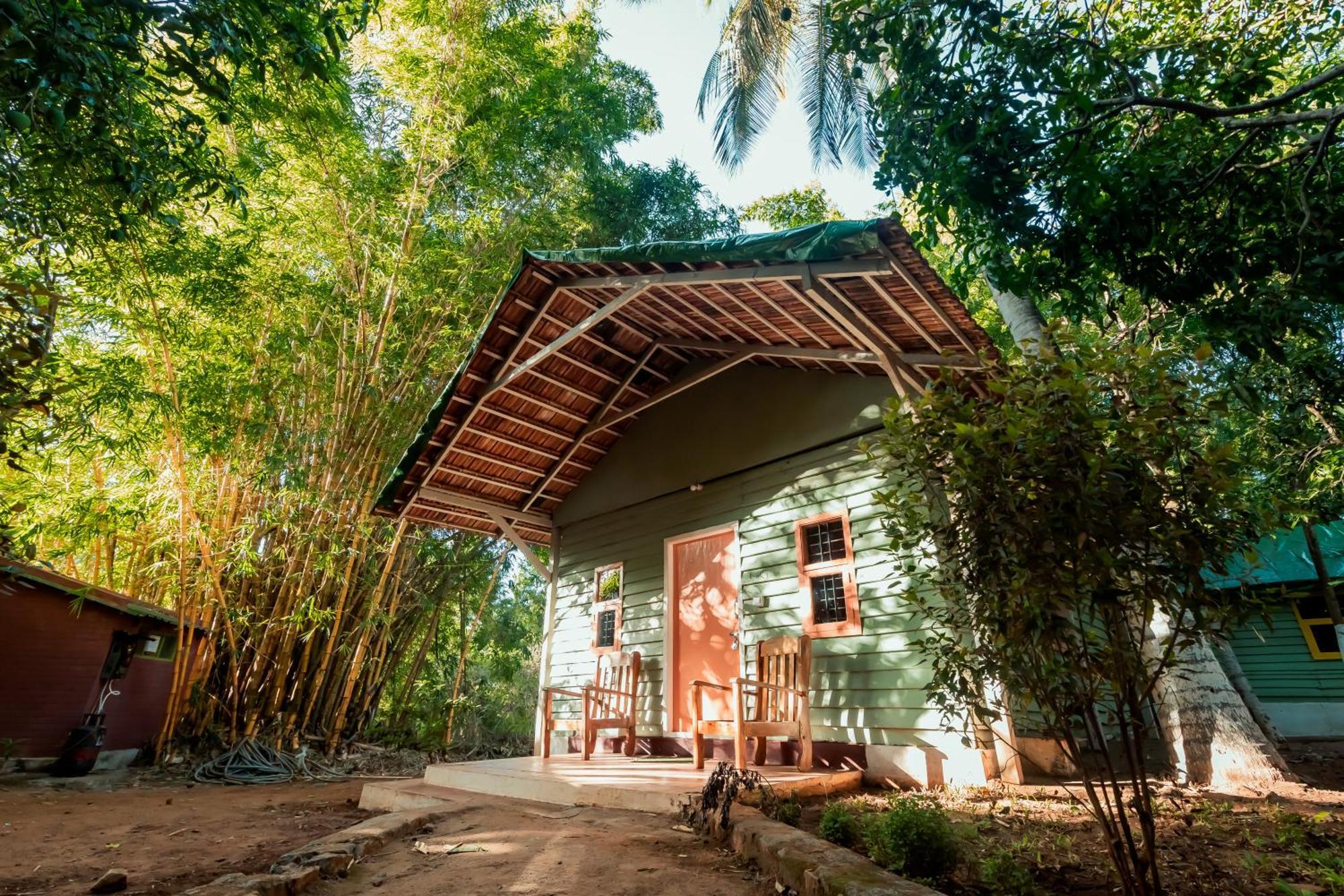 Commune18 Spa Resorts Чикмагалур Экстерьер фото